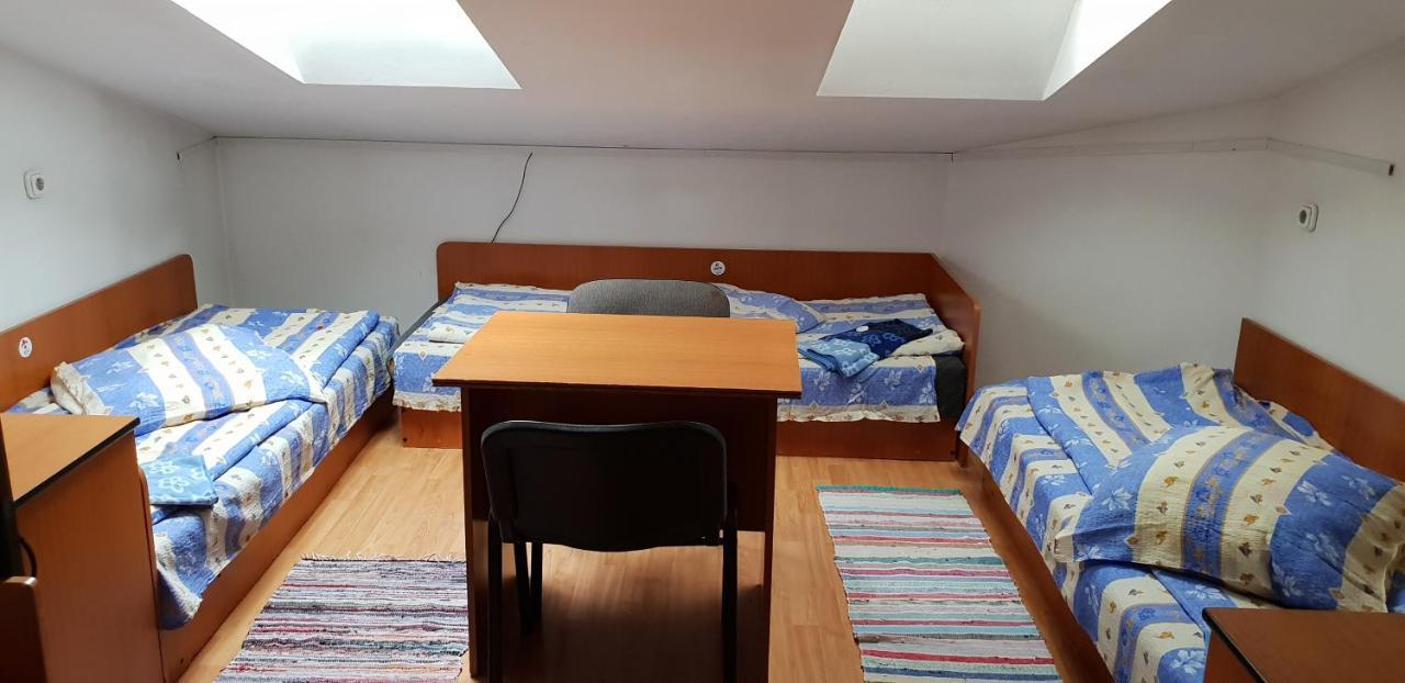 Kollege Hostel 클루지나포카 외부 사진