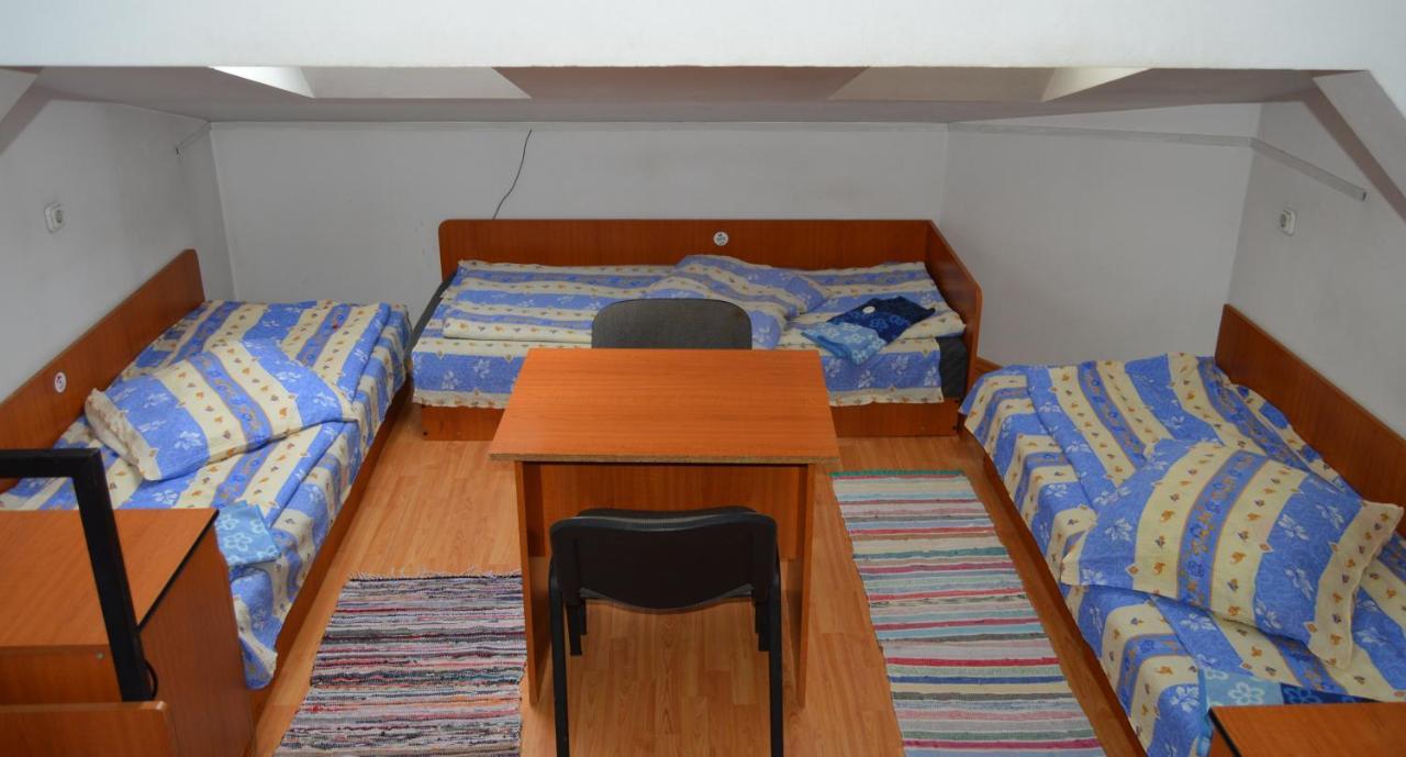 Kollege Hostel 클루지나포카 외부 사진