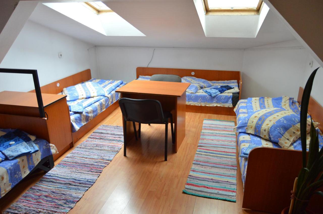 Kollege Hostel 클루지나포카 외부 사진